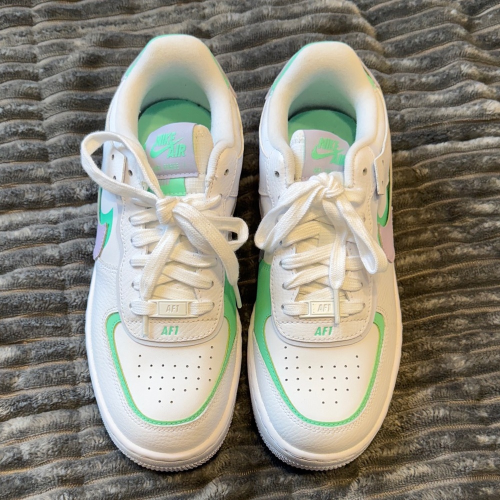 Nike Air White and Mint Sneakers